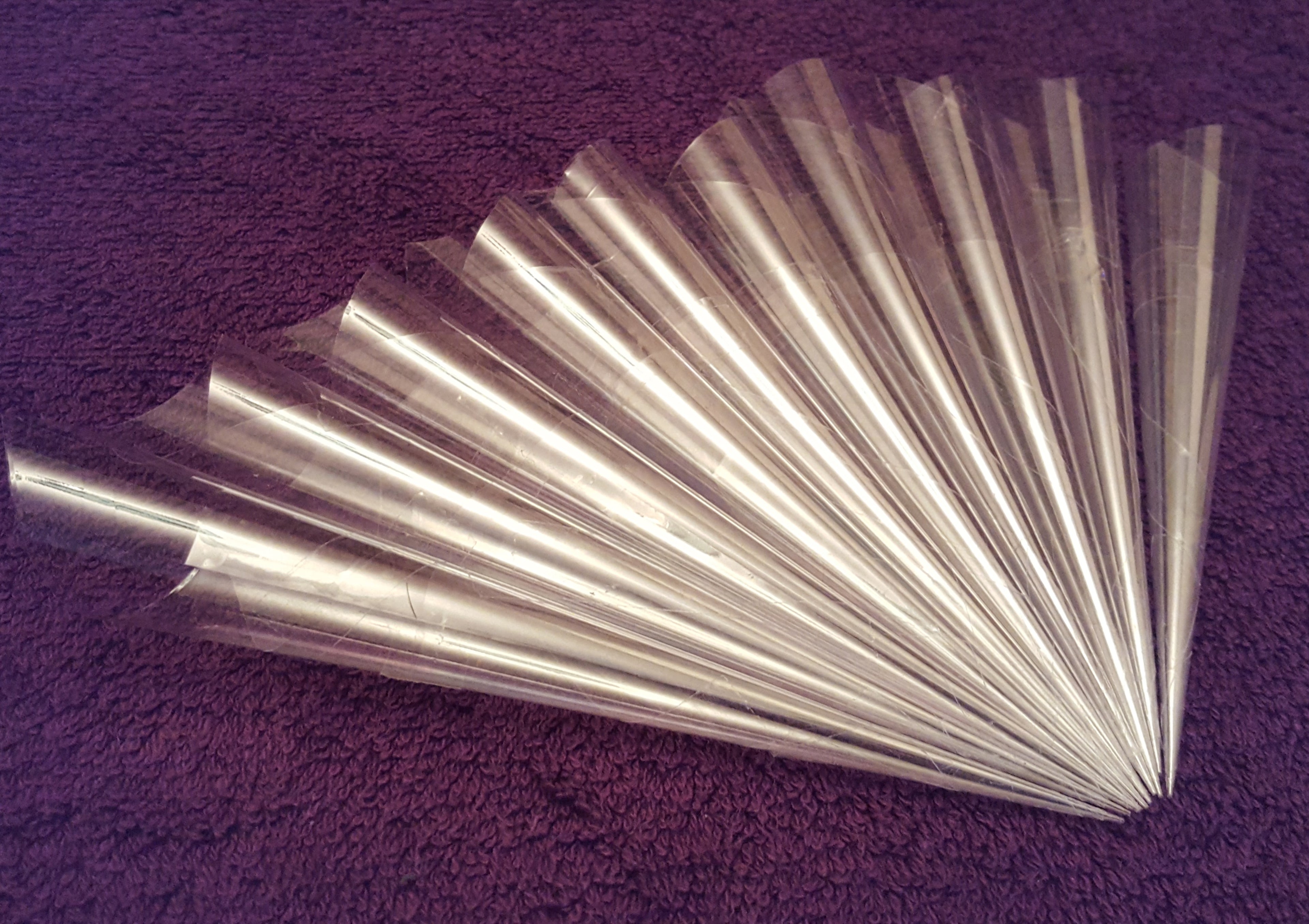 Pack of 10 Large Empty Cones